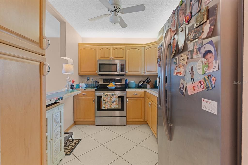 7401 BAY ISLAND DRIVE S 337 photo 17