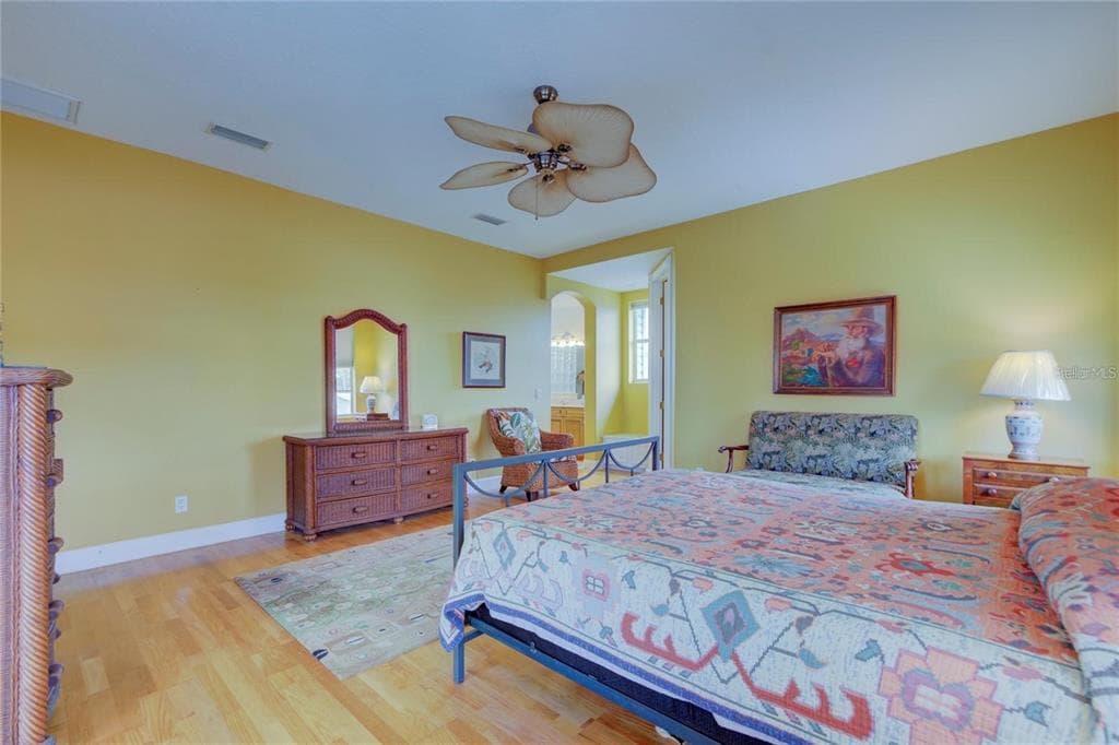 7352 GULF WAY photo 24
