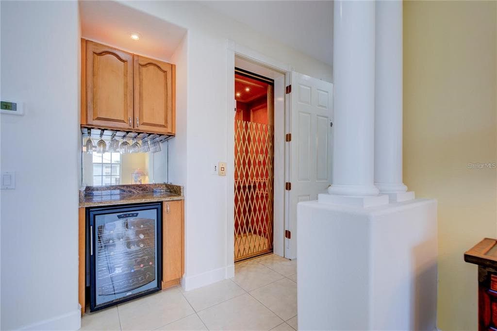 7352 GULF WAY photo 21