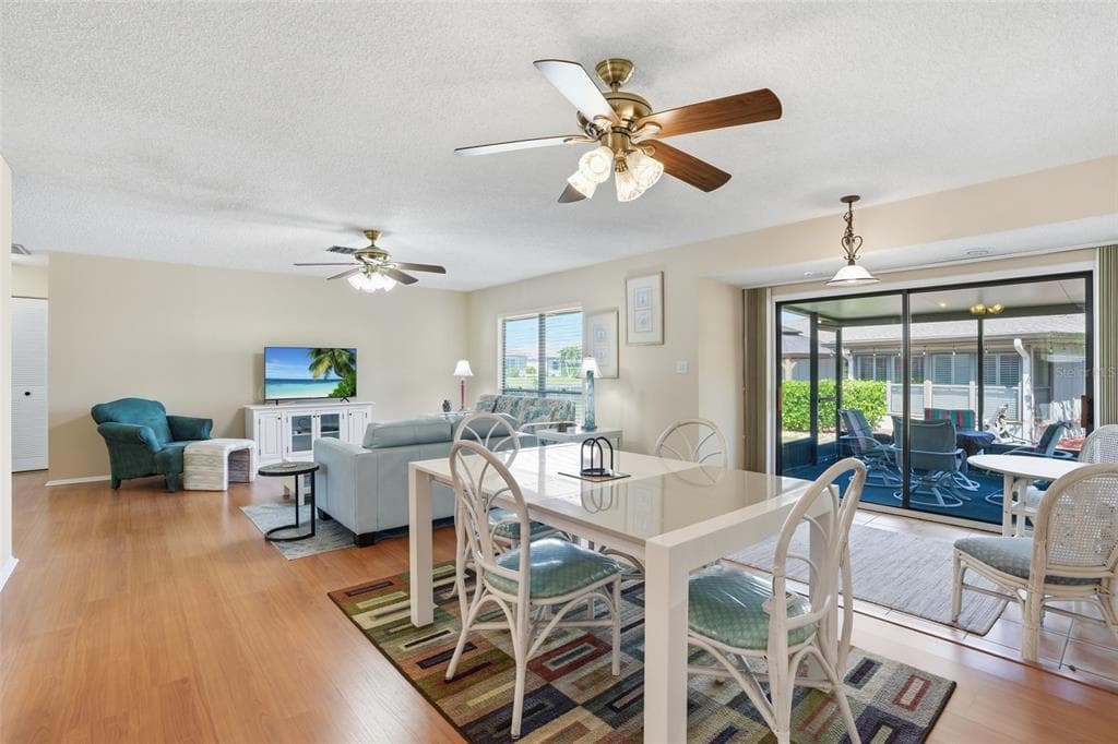 4289 ISLAND CIRCLE 1 photo 11