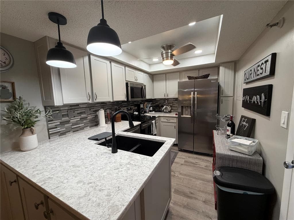 21405 OLEAN BOULEVARD 521 photo 3