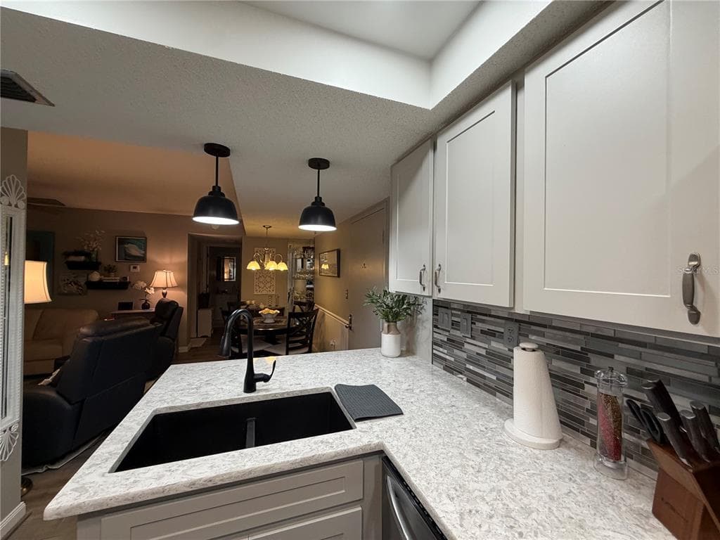 21405 OLEAN BOULEVARD 521 photo 21