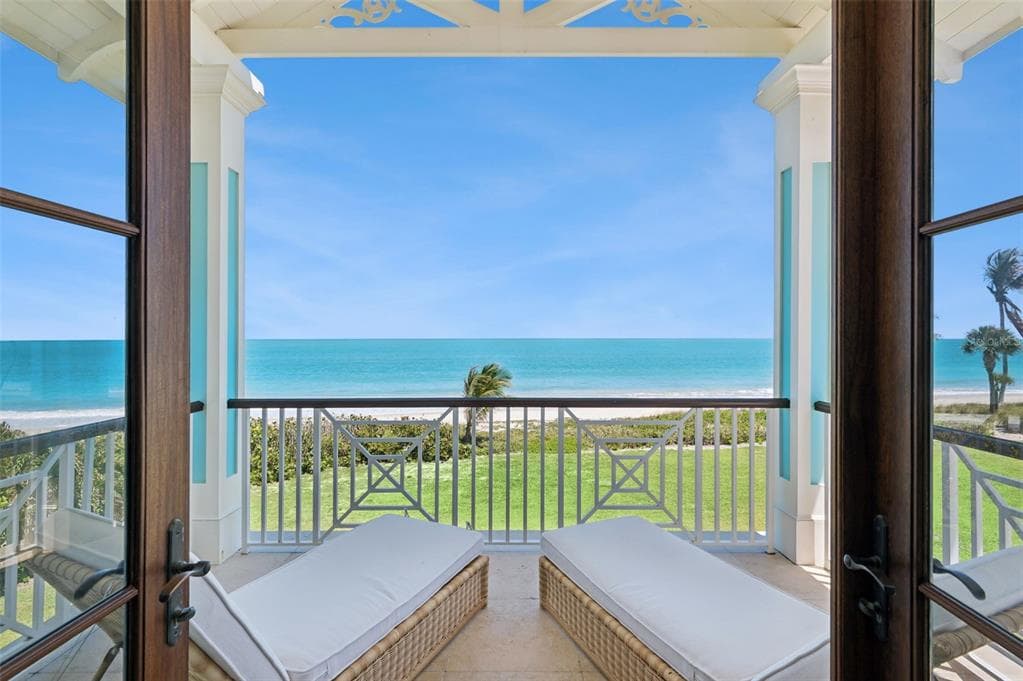 716 REEF ROAD photo 2