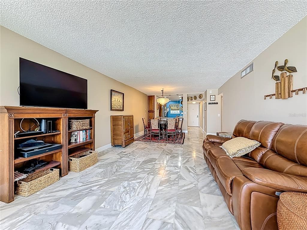 18304 GULF BOULEVARD 505 photo 12
