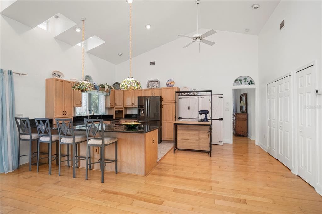 27414 MISTY AVENUE photo 24