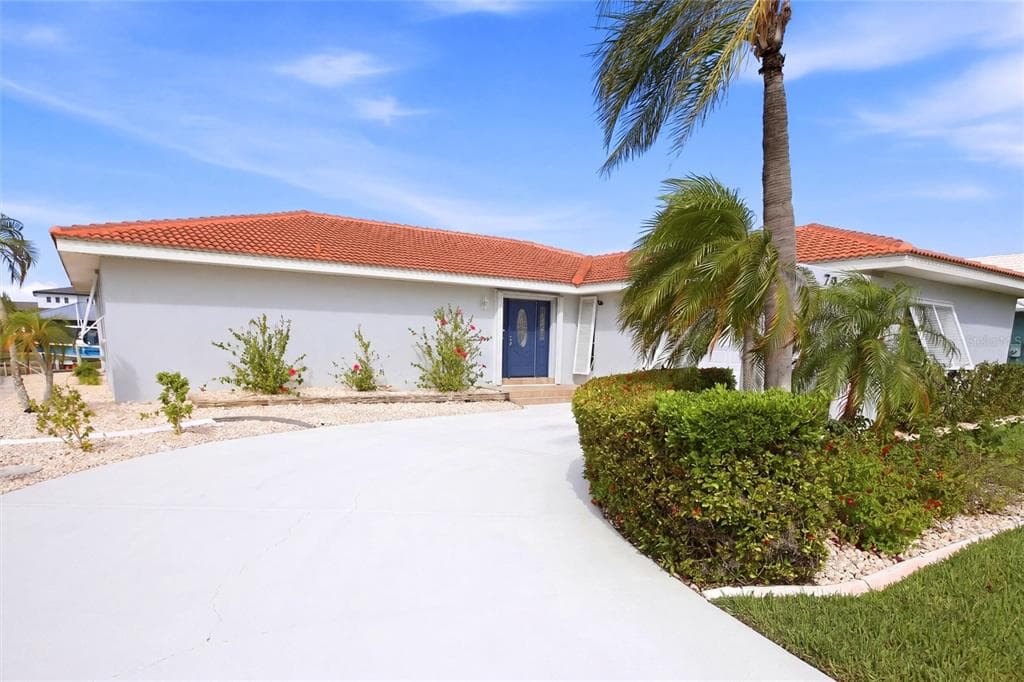 79 TROPICANA DRIVE photo 1