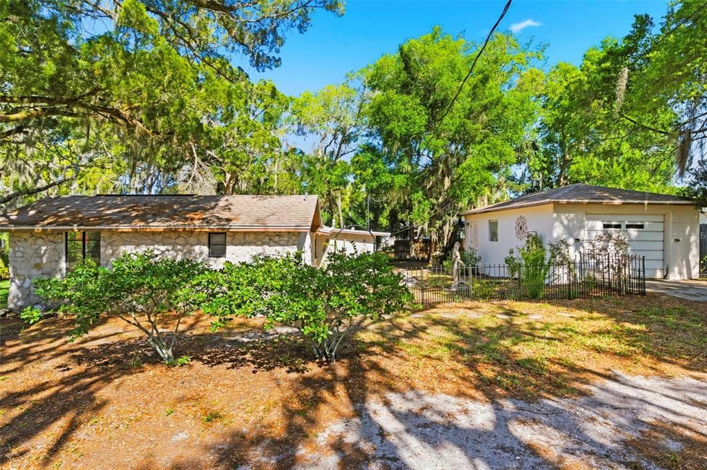 5651 MONROE STREET photo 7