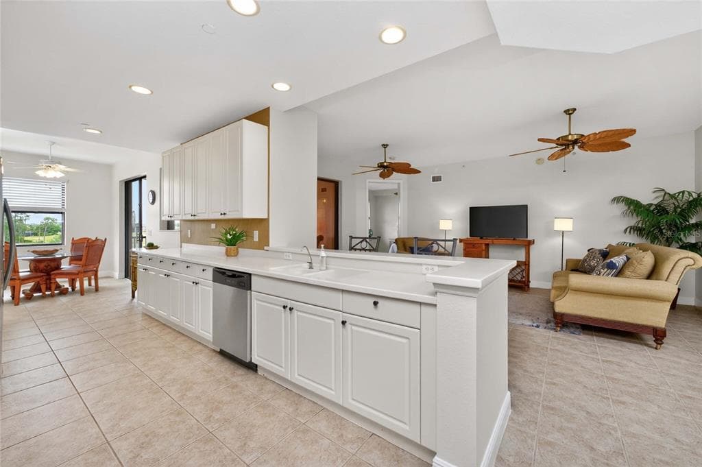 24351 BALTIC AVE 203 photo 13