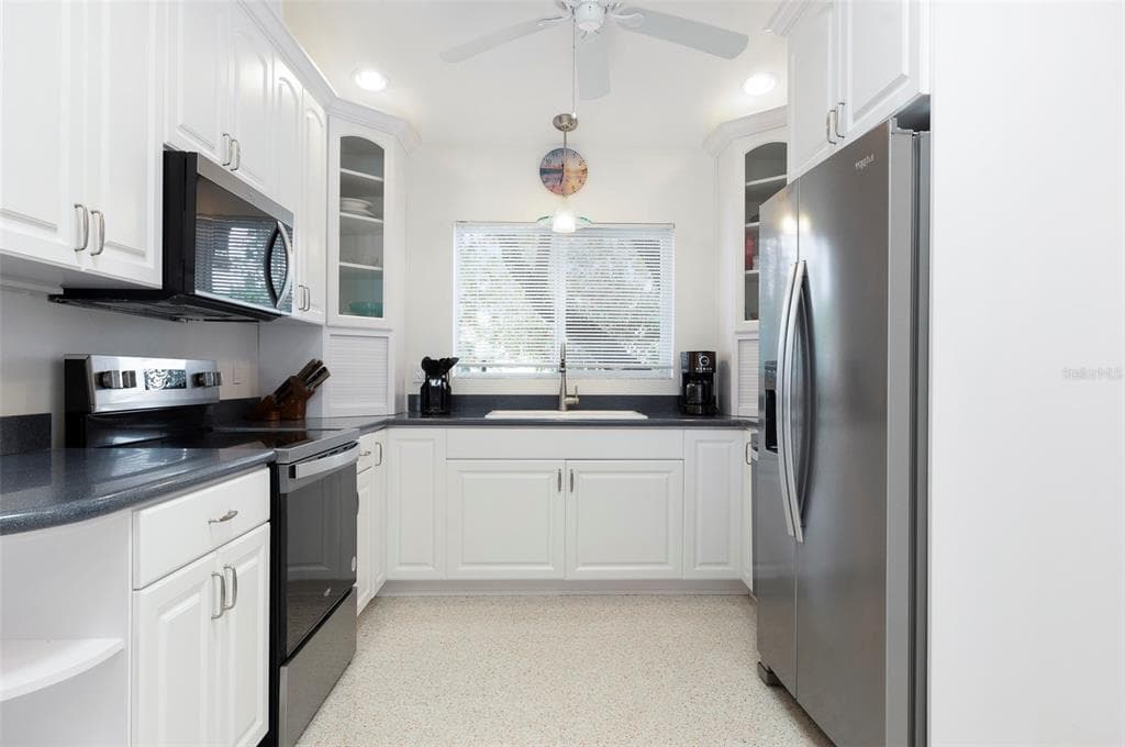 11855 4TH STREET E photo 7