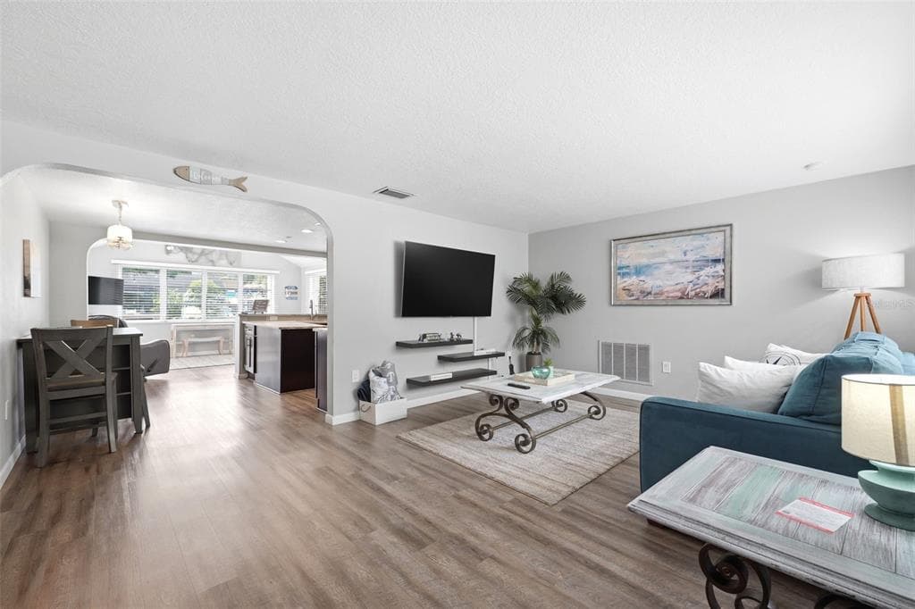 51 CYPRESS DRIVE photo 5