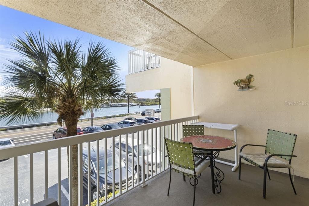 50 GULF BOULEVARD 206 photo 23
