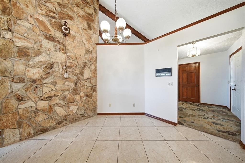 410 S RAMONA AVENUE photo 15