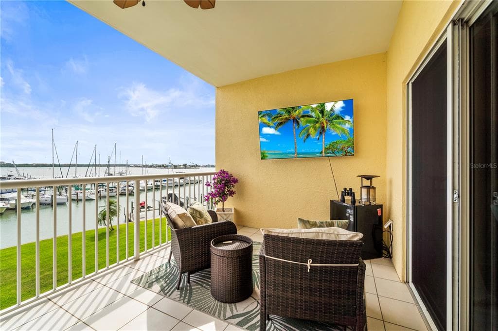 425 150TH AVENUE 2303 photo 24