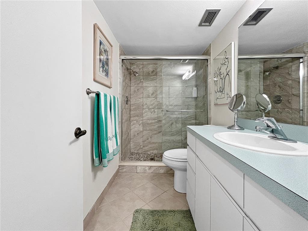 4325 GULF OF MEXICO DRIVE 305 photo 16