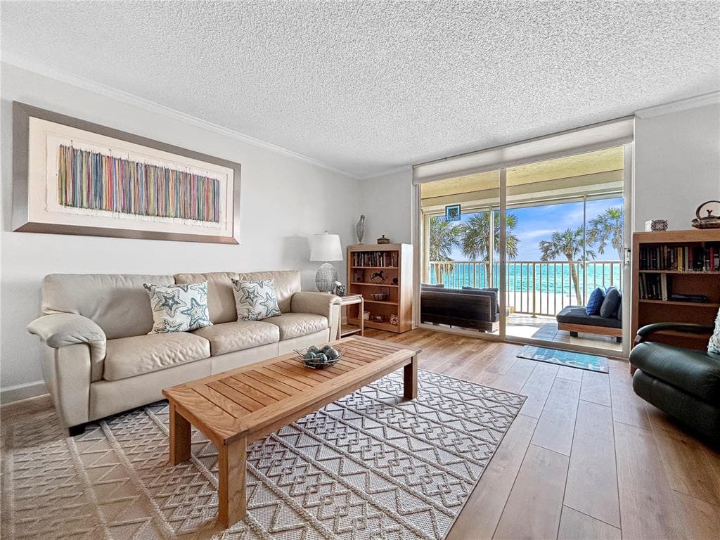 4325 GULF OF MEXICO DRIVE 305 photo 5