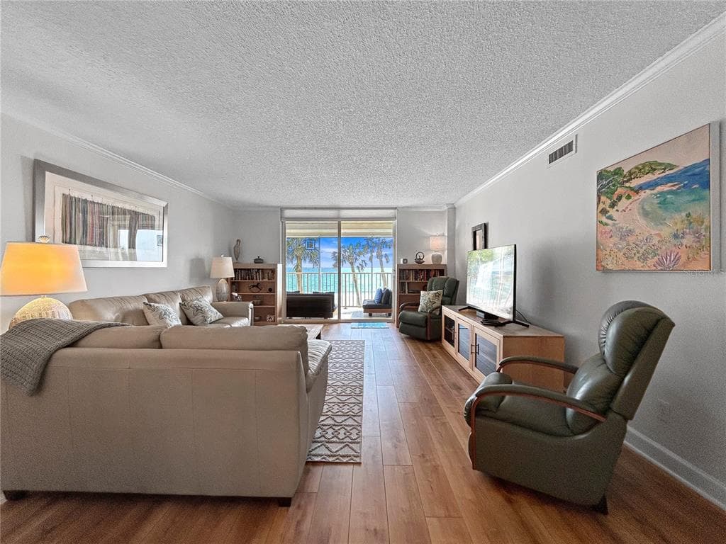 4325 GULF OF MEXICO DRIVE 305 photo 8
