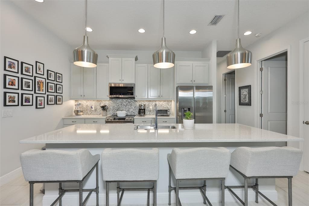 12421 GLENRIDGE LANE photo 7