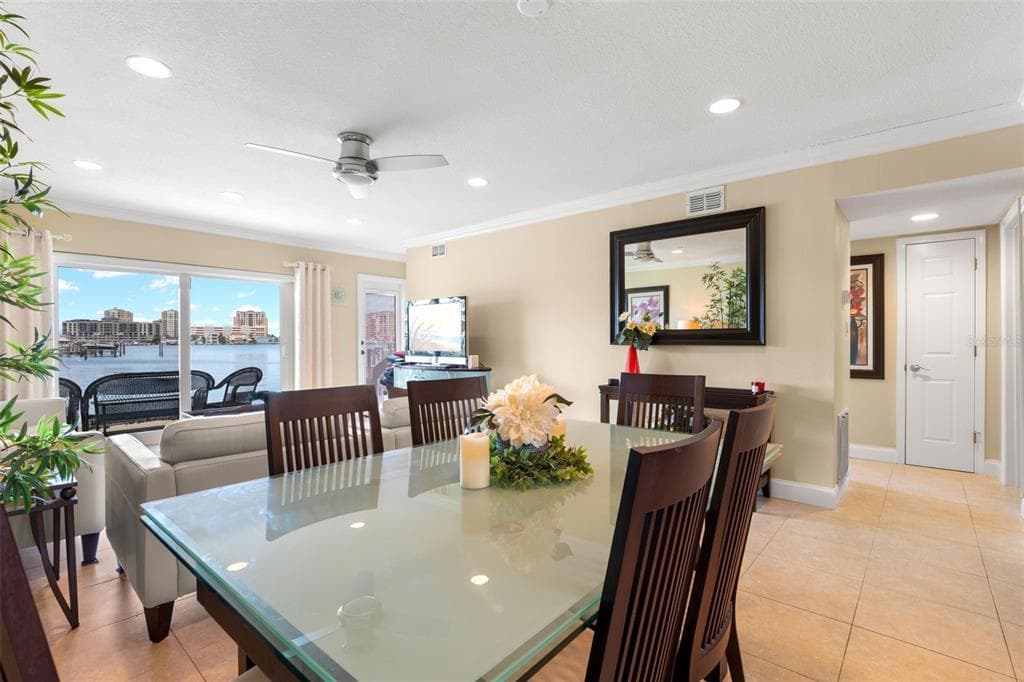 400 LARBOARD WAY 106 photo 11