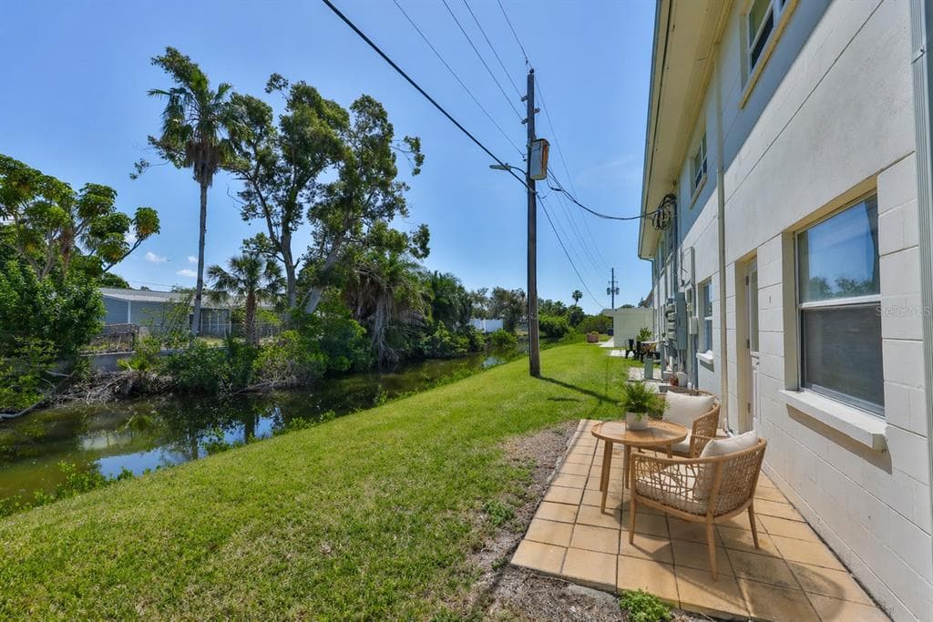 4565 DUHME ROAD 106 photo 17