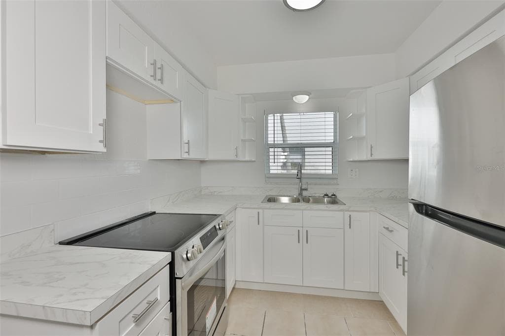 4565 DUHME ROAD 106 photo 10