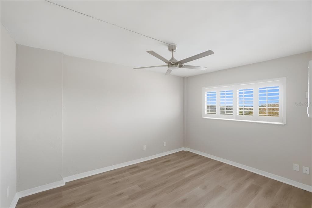 145 N HALIFAX AVENUE 602 photo 19