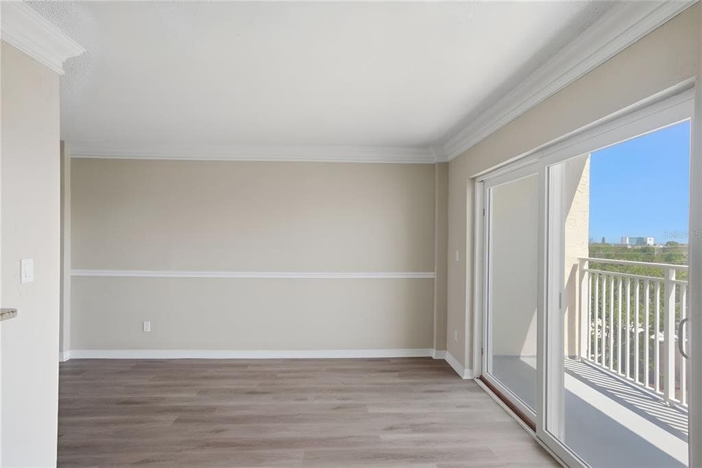 145 N HALIFAX AVENUE 602 photo 25