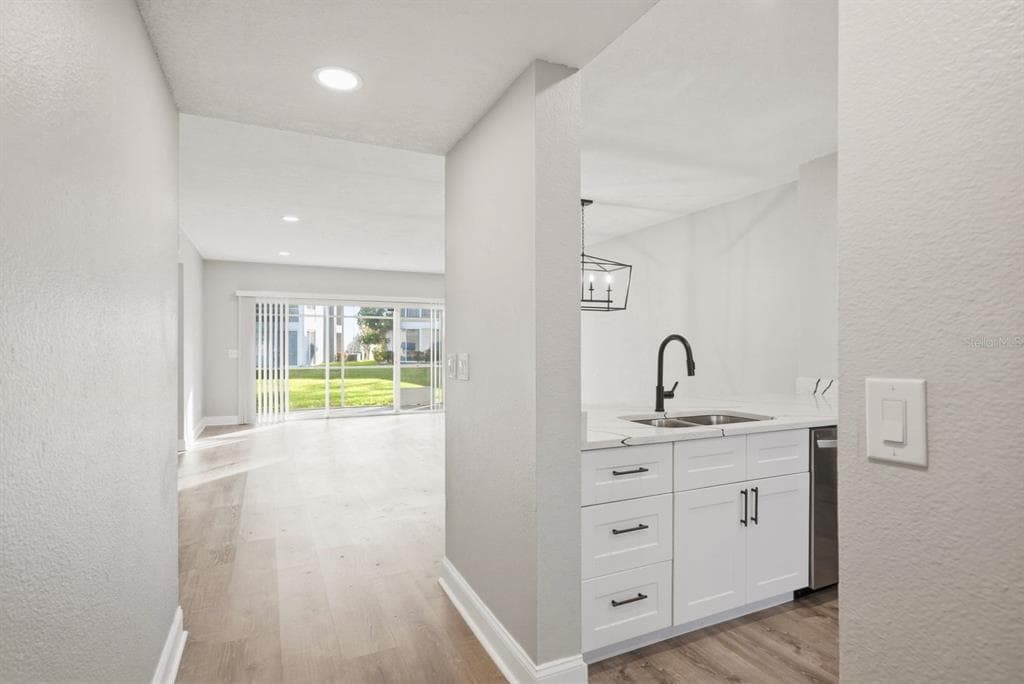 11510 SHIPWATCH DRIVE 1372 photo 7