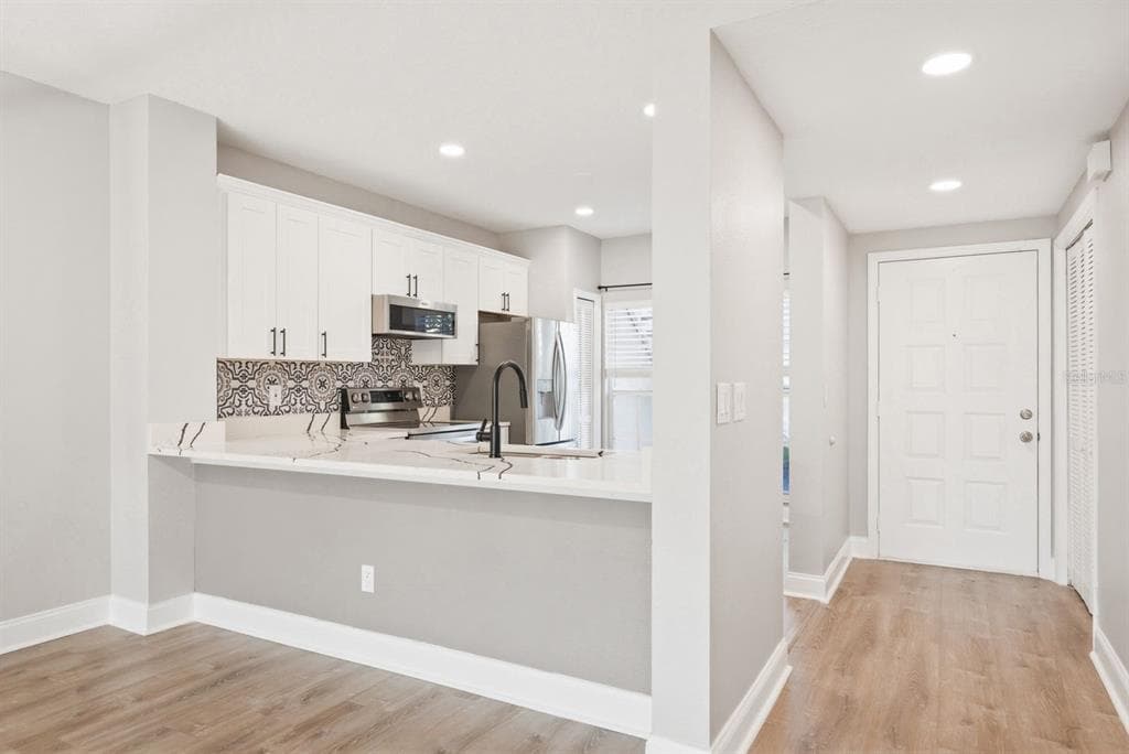 11510 SHIPWATCH DRIVE 1372 photo 18