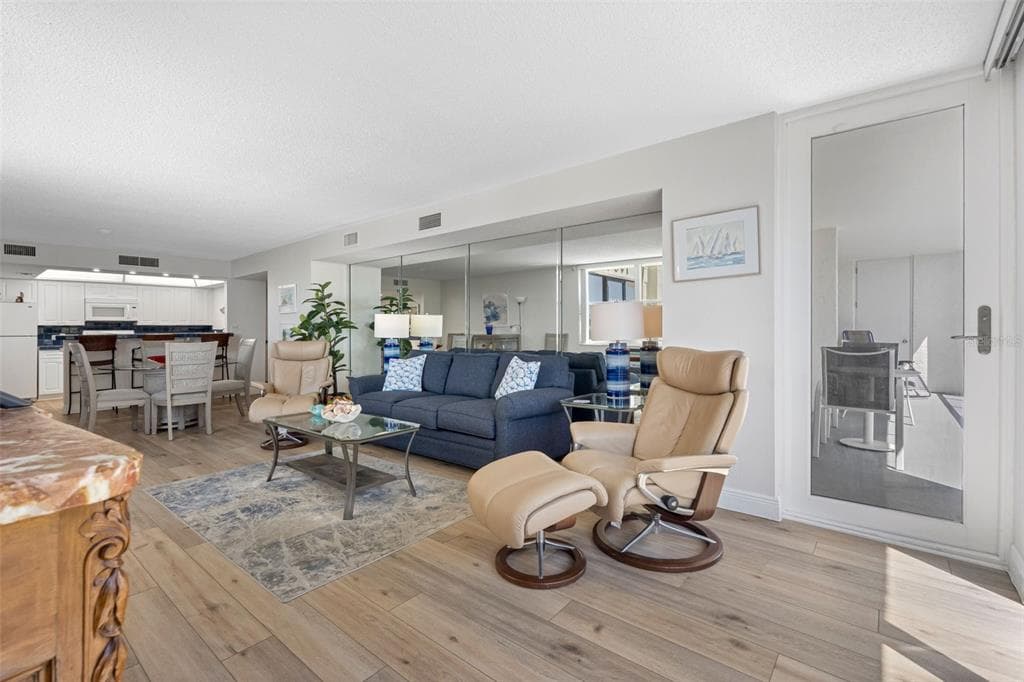 1400 GULF BOULEVARD 101 photo 14