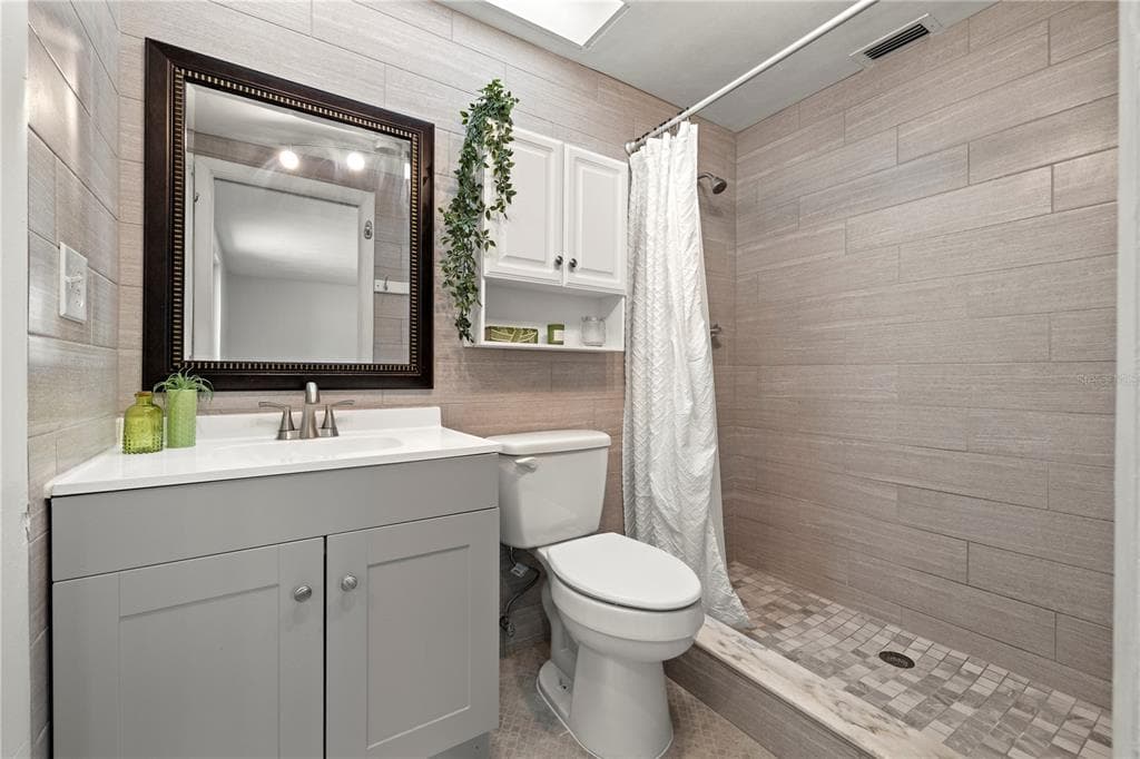 5041 BAY BOULEVARD photo 21