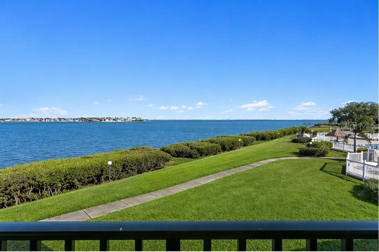 6104 PALMA DEL MAR BOULEVARD S 210 photo 10