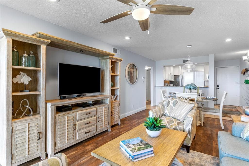 6104 PALMA DEL MAR BOULEVARD S 210 photo 14