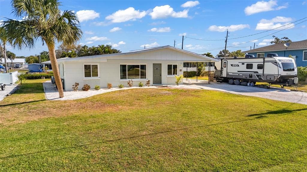 1495 S MARYKNOLL ROAD 4