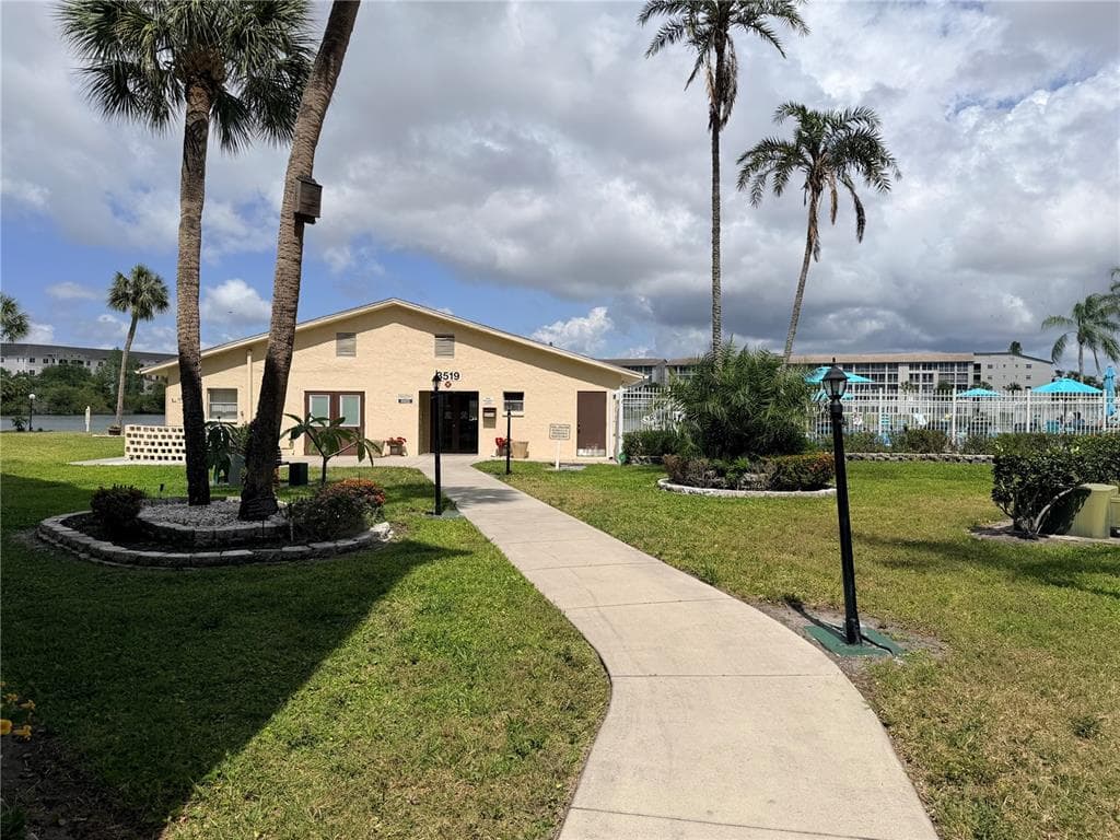3621 LAKE BAYSHORE DRIVE J-403 photo 7