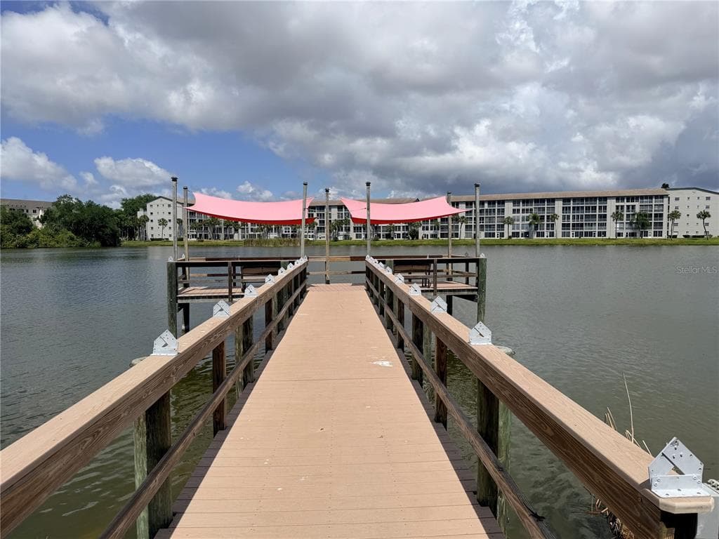 3621 LAKE BAYSHORE DRIVE J-403 photo 1