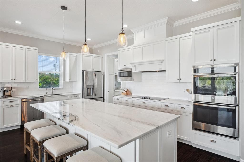 7115 BAY STREET photo 16