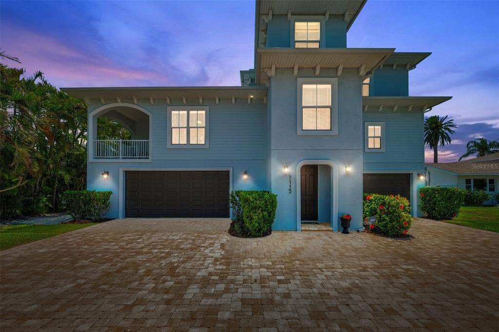 7115 BAY STREET photo 1