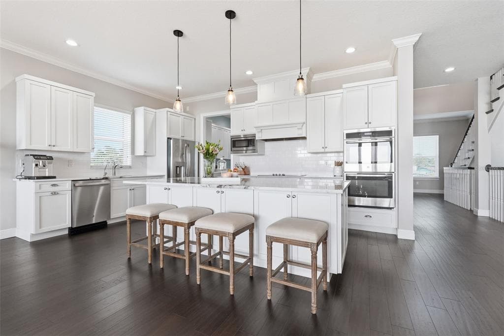 7115 BAY STREET photo 18