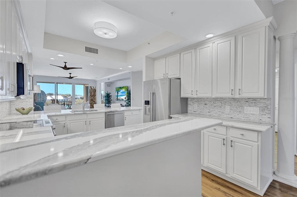 5100 JESSIE HARBOR DRIVE 304 photo 23