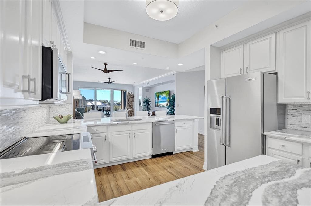 5100 JESSIE HARBOR DRIVE 304 photo 22