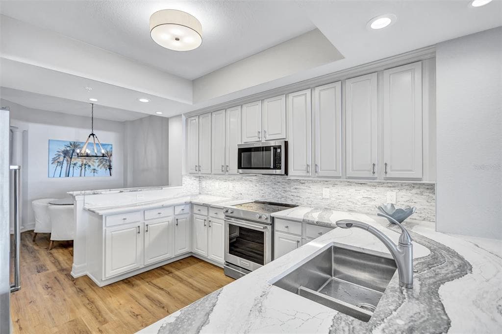 5100 JESSIE HARBOR DRIVE 304 photo 19