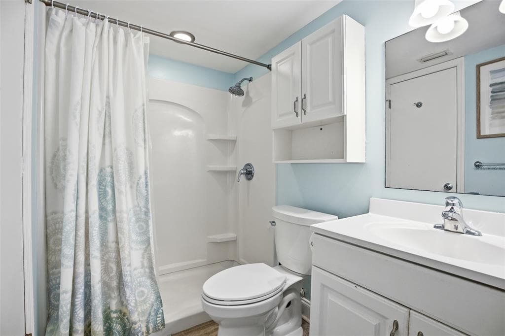 1571 S ATLANTIC AVENUE 2120 photo 16