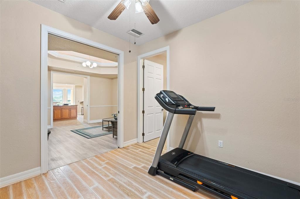 6100 JESSIE HARBOR DRIVE 202 photo 17