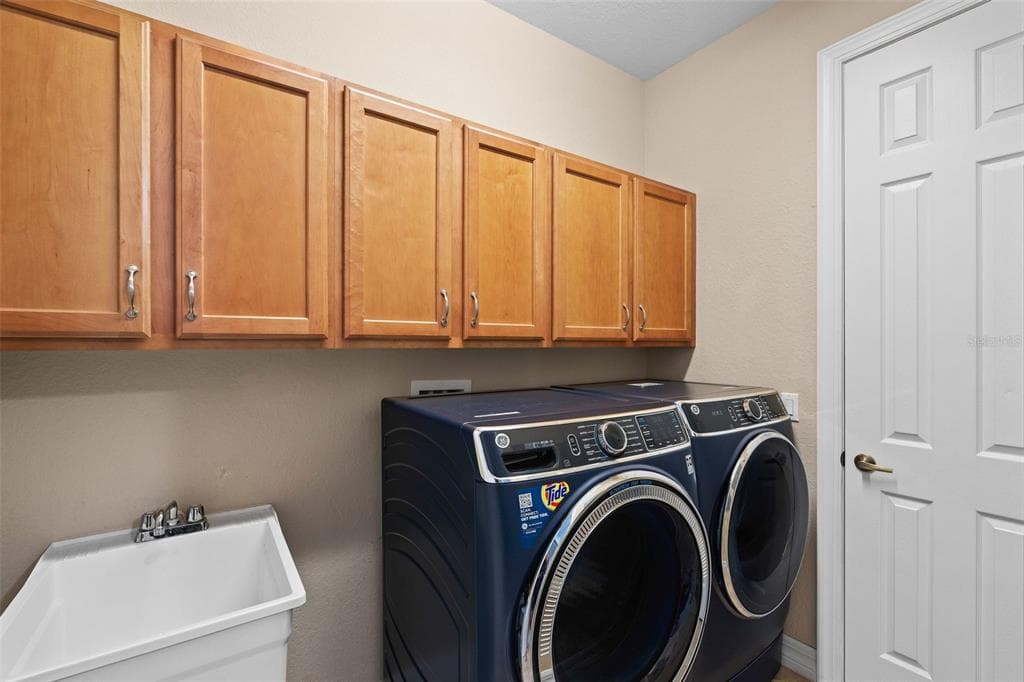 6100 JESSIE HARBOR DRIVE 202 photo 19