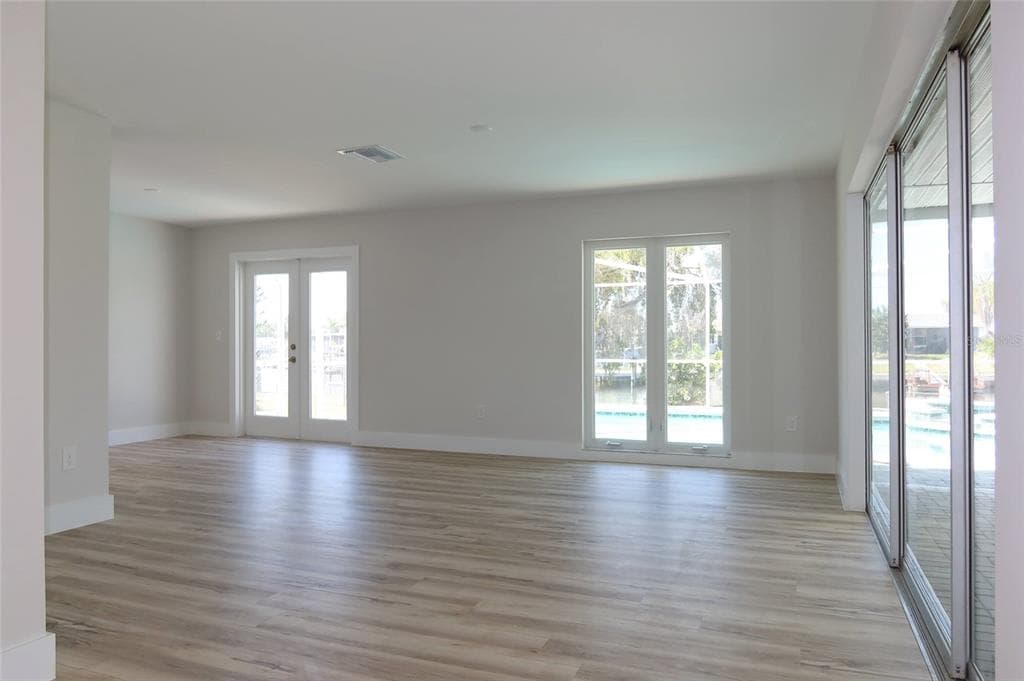 4240 FLORAMAR TERRACE 4