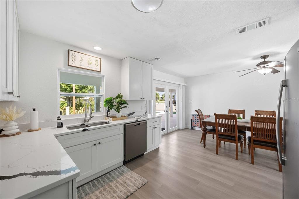 5281 BOYLE TERRACE photo 17