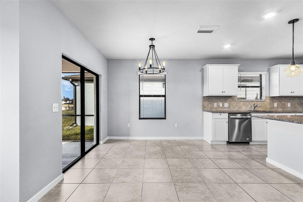 16033 BEACHBERRY DRIVE photo 5