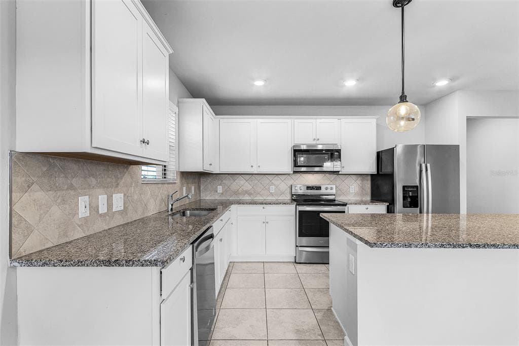 16033 BEACHBERRY DRIVE photo 20