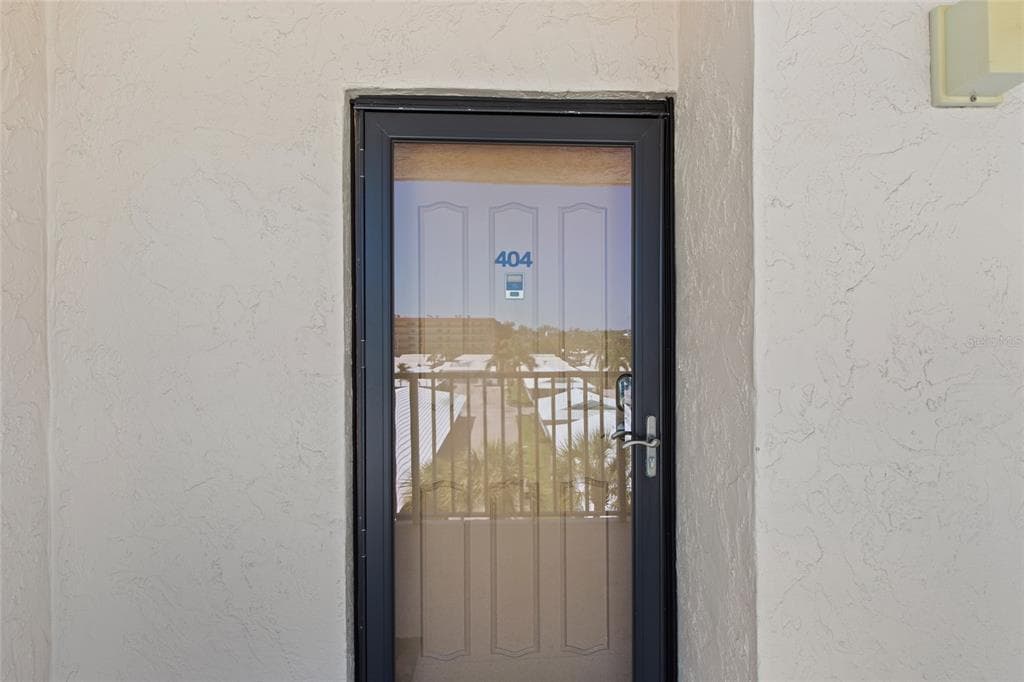 6266 MIDNIGHT PASS ROAD 404 photo 7