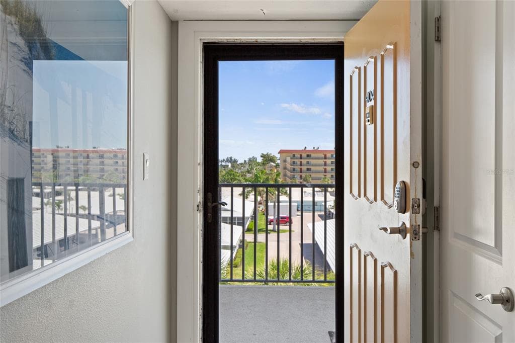 6266 MIDNIGHT PASS ROAD 404 photo 8